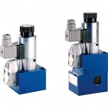 3/2 and 4/2 directional seat valve with solenoid actuation M-.SEW 10