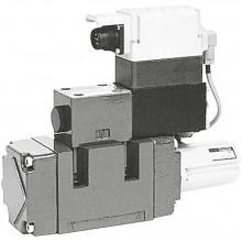 High-response directional valves, pilot operated, with electrical position feedback and integrated electronics (OBE) 4WRVE